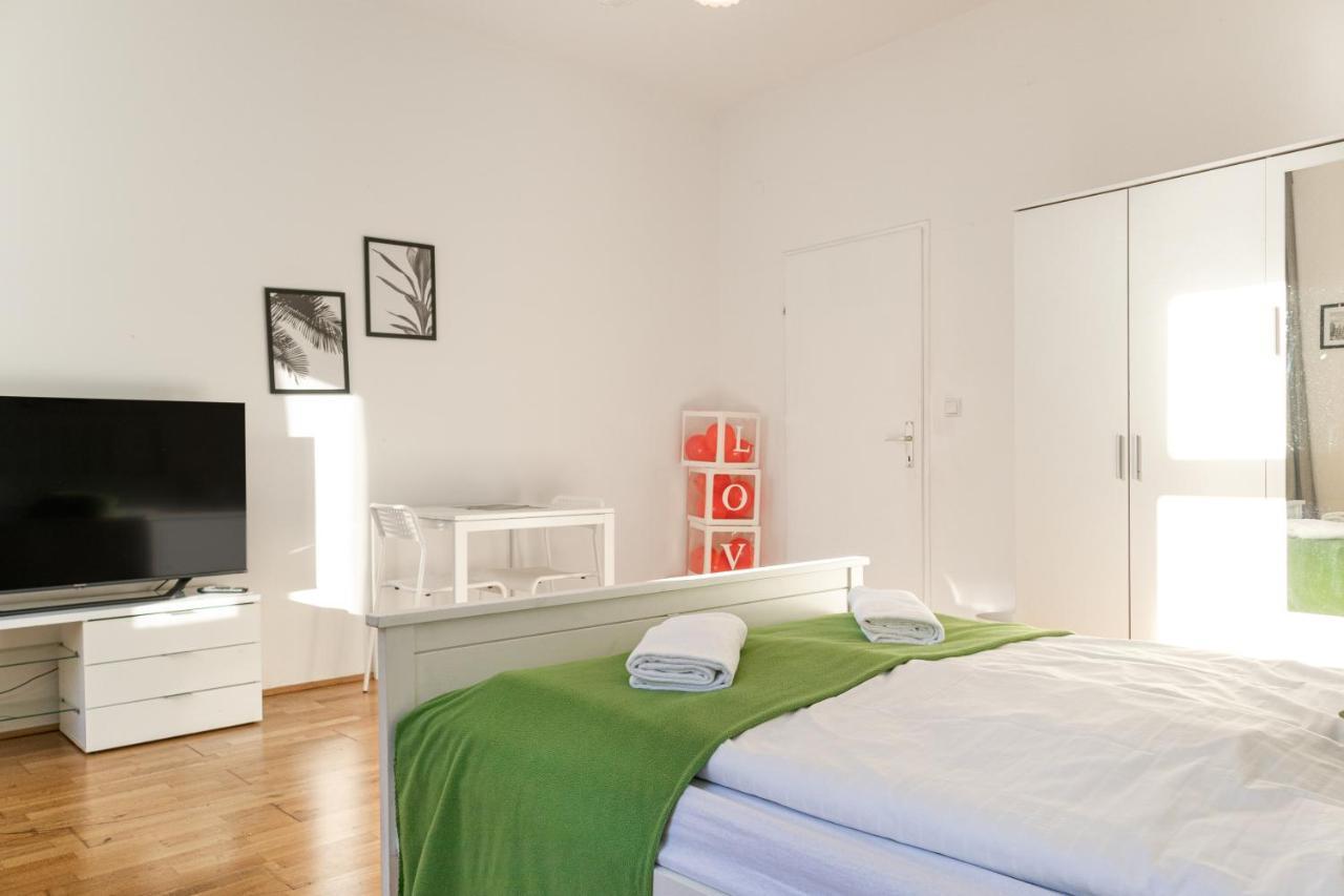 Comfortable 3Br Shared Apart. - Suitable For Long Stays Vienna Exterior photo